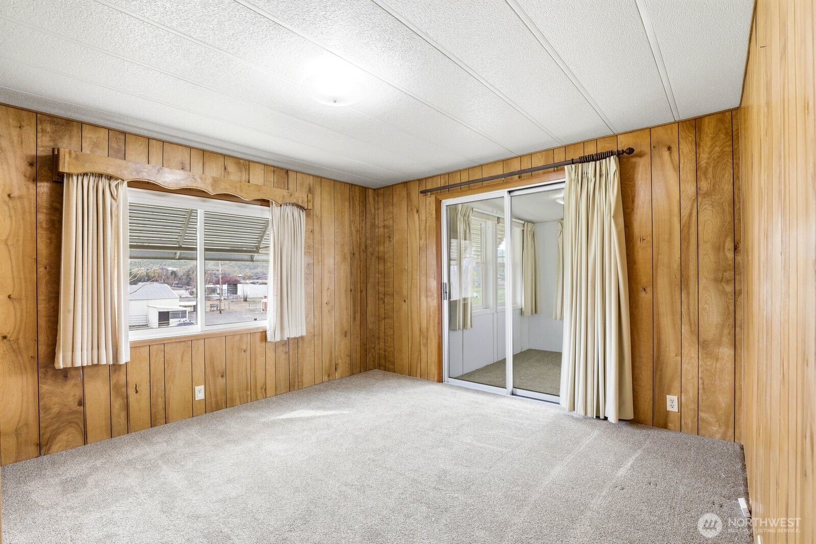 150 Dusty Puddle Road, Unit A&B Selah, WA 98942 - Photo 20 of 40