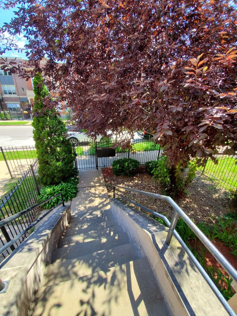 2226 West Monroe Street, Unit 3 Chicago, IL 60612 - Photo 3 of 17 a view of a park with large trees