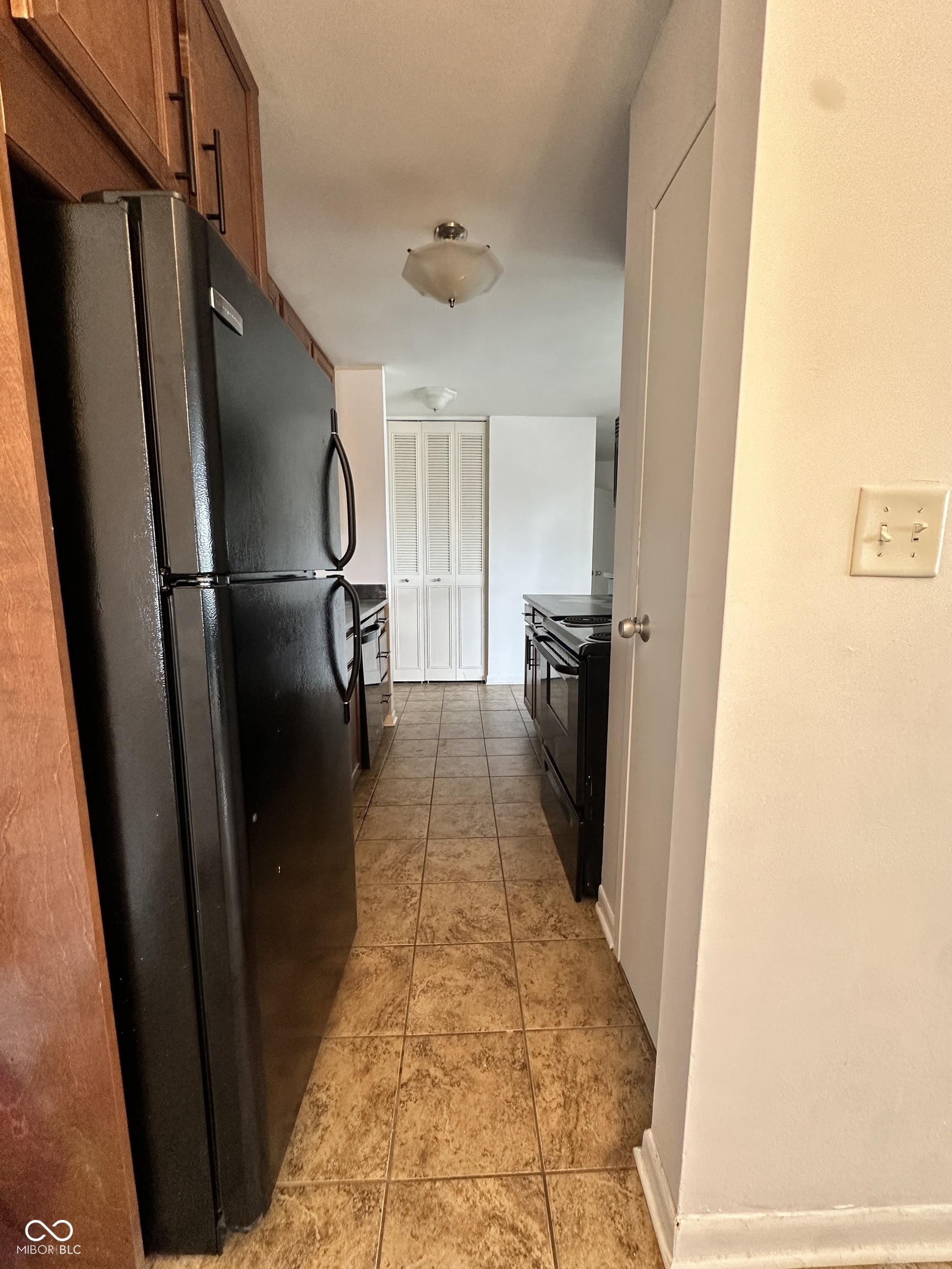 3965 North Meridian Street, Unit 3G Indianapolis, IN 46208 - Photo 14 of 38