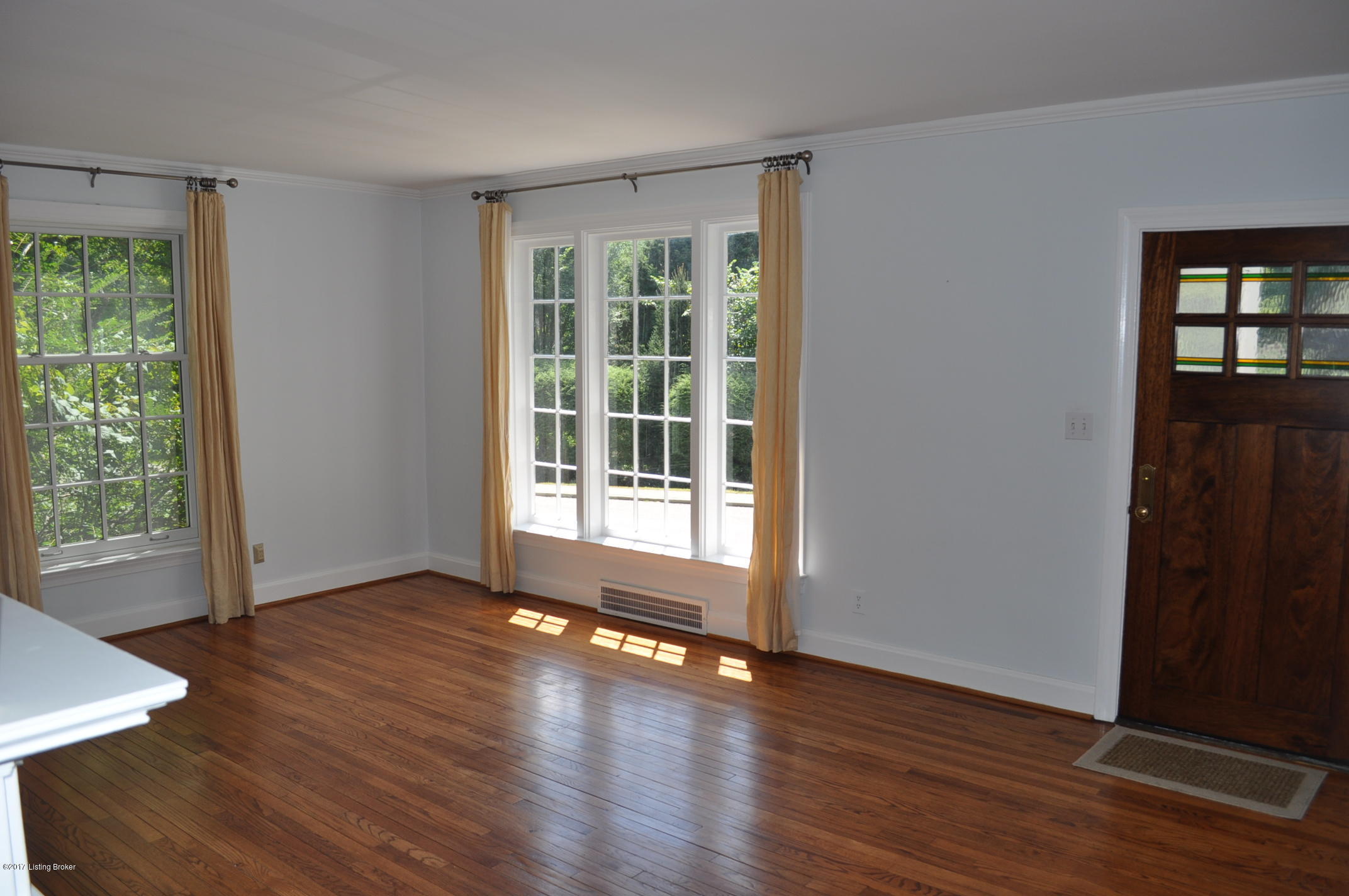 2387 Valley Vista Road Louisville, KY 40205 - Photo 3 of 14 Alternate view of living room with large windows