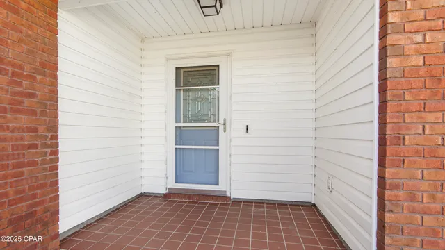 $2,350 | 4806 McCall Lane, Panama City, FL 32404