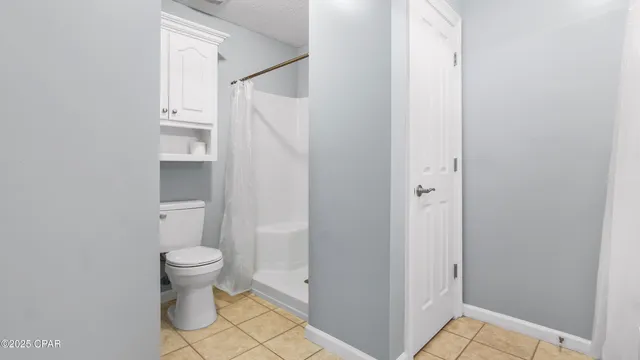 $2,350 | 4806 McCall Lane, Panama City, FL 32404