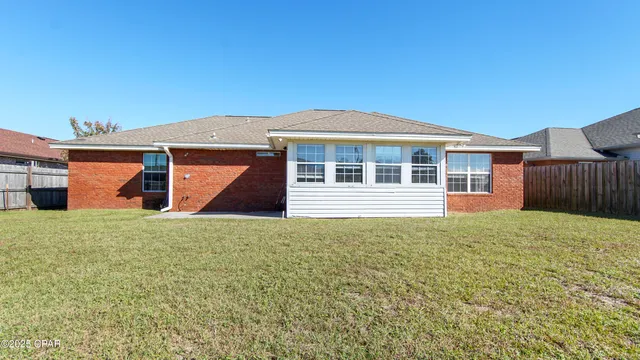 $2,350 | 4806 McCall Lane, Panama City, FL 32404
