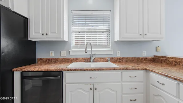 $2,350 | 4806 McCall Lane, Panama City, FL 32404