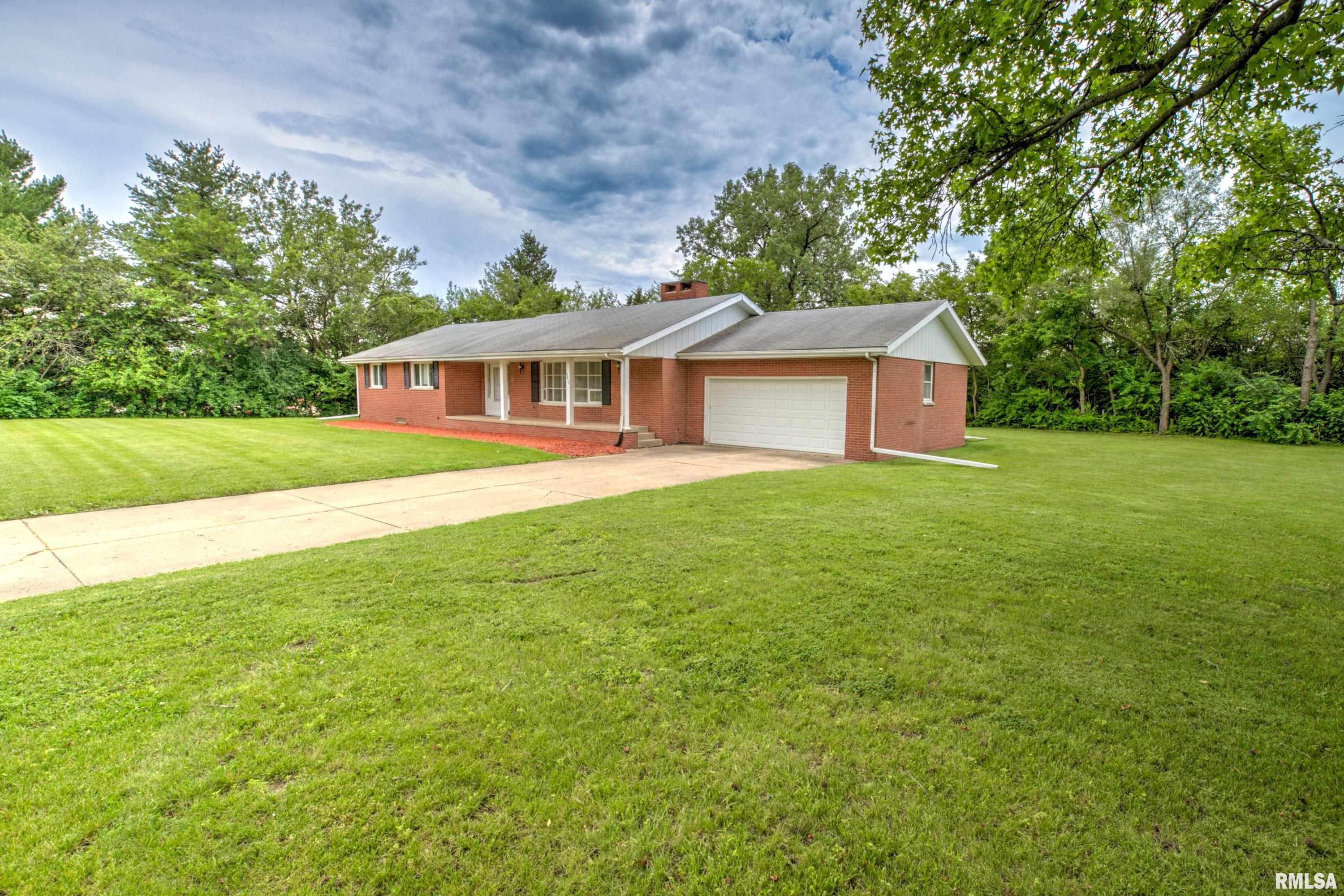 6415 North Big Hollow Road Peoria, IL 61615 - Photo 8 of 71
