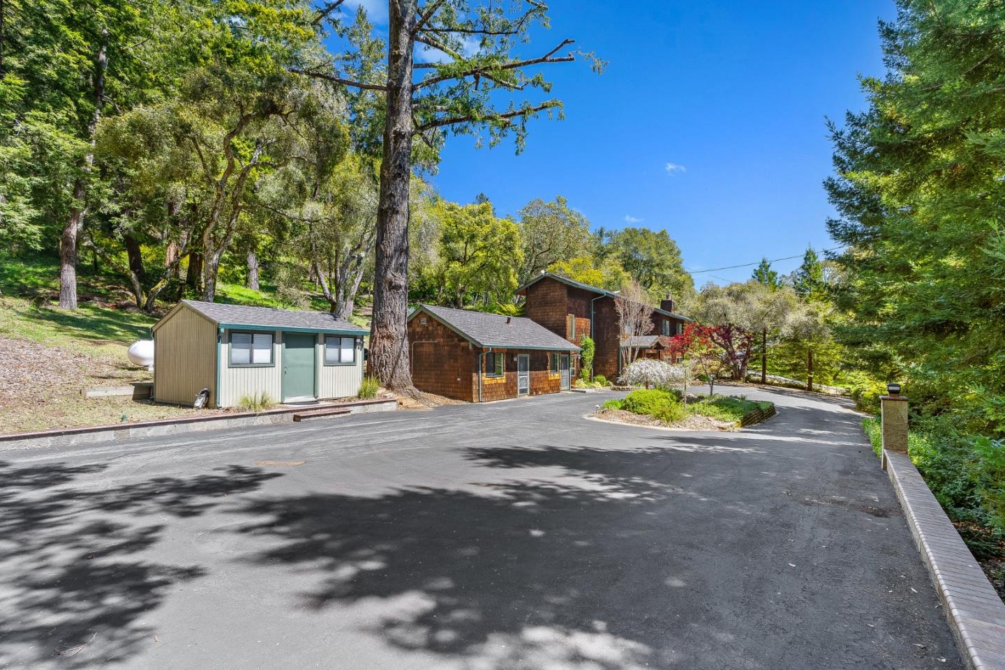 215 Quail Ridge Road Scotts Valley, CA 95066 - Photo 10 of 39 Gallery Image 10