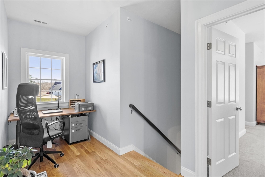 11 Wilson Road Berlin, MA 01503 - Photo 21 of 42