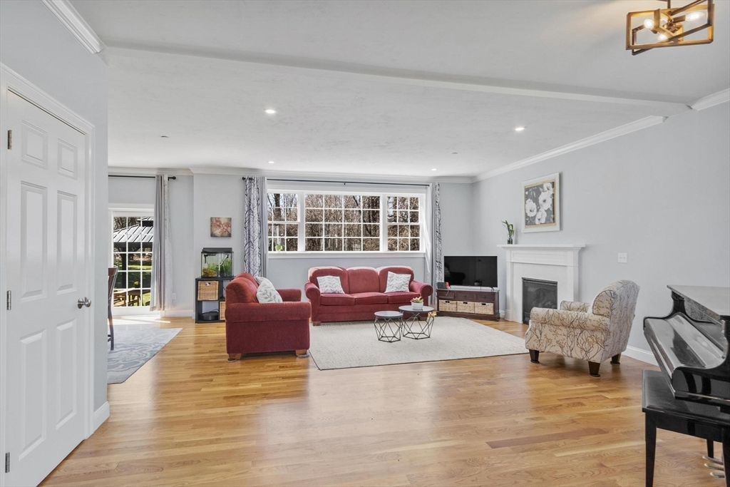 11 Wilson Road Berlin, MA 01503 - Photo 6 of 42