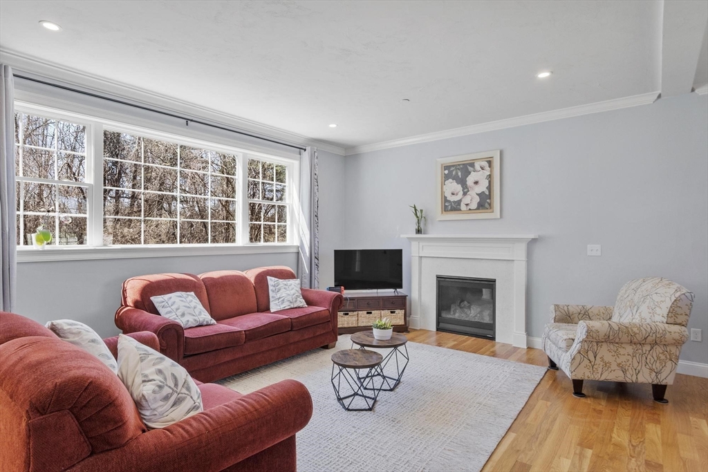 11 Wilson Road Berlin, MA 01503 - Photo 7 of 42