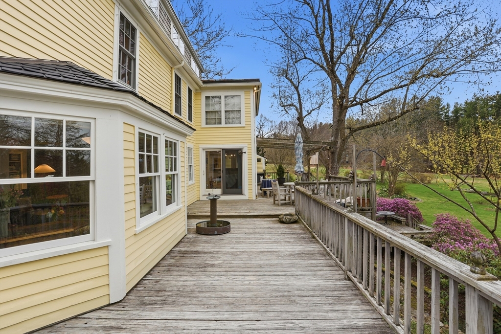 77 Pinnacle Road Harvard, MA 01451 - Photo 32 of 41