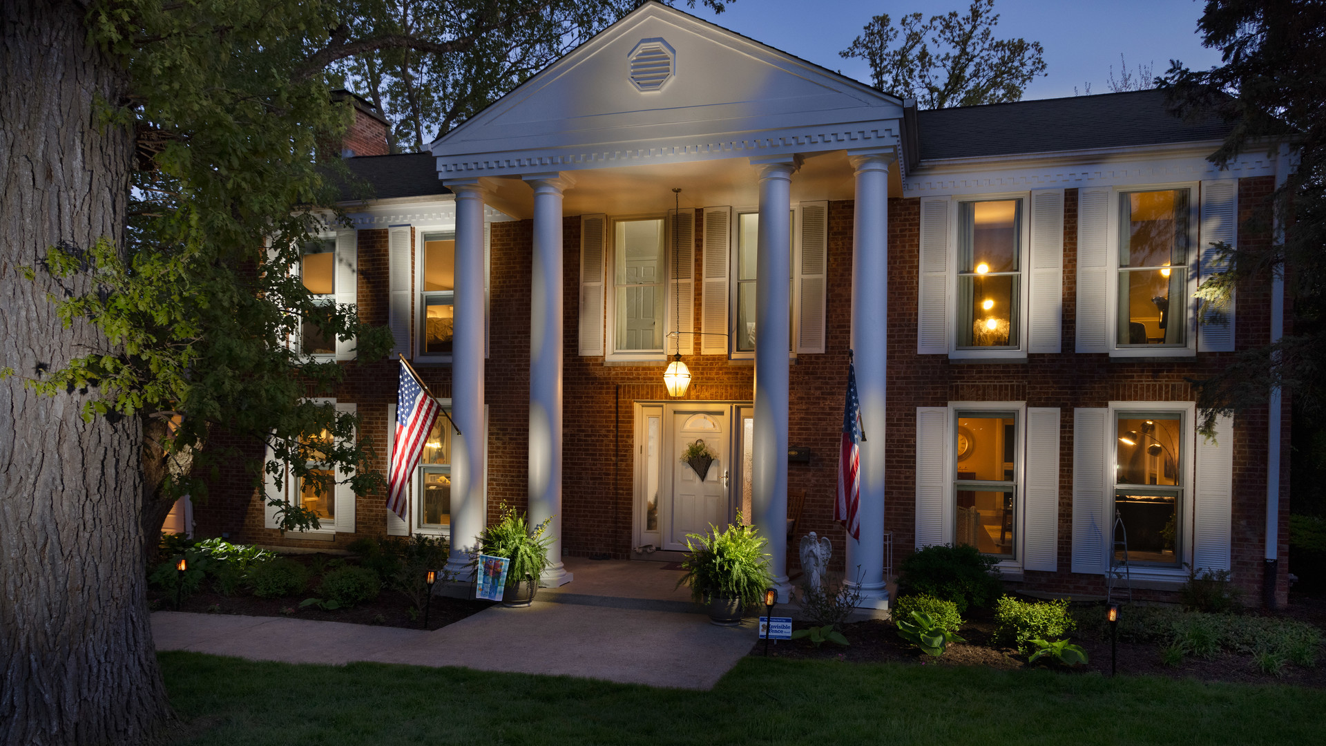 4 Old Valley Road Rolling Meadows, IL 60008 - Photo 2 of 43 Gallery Image 2