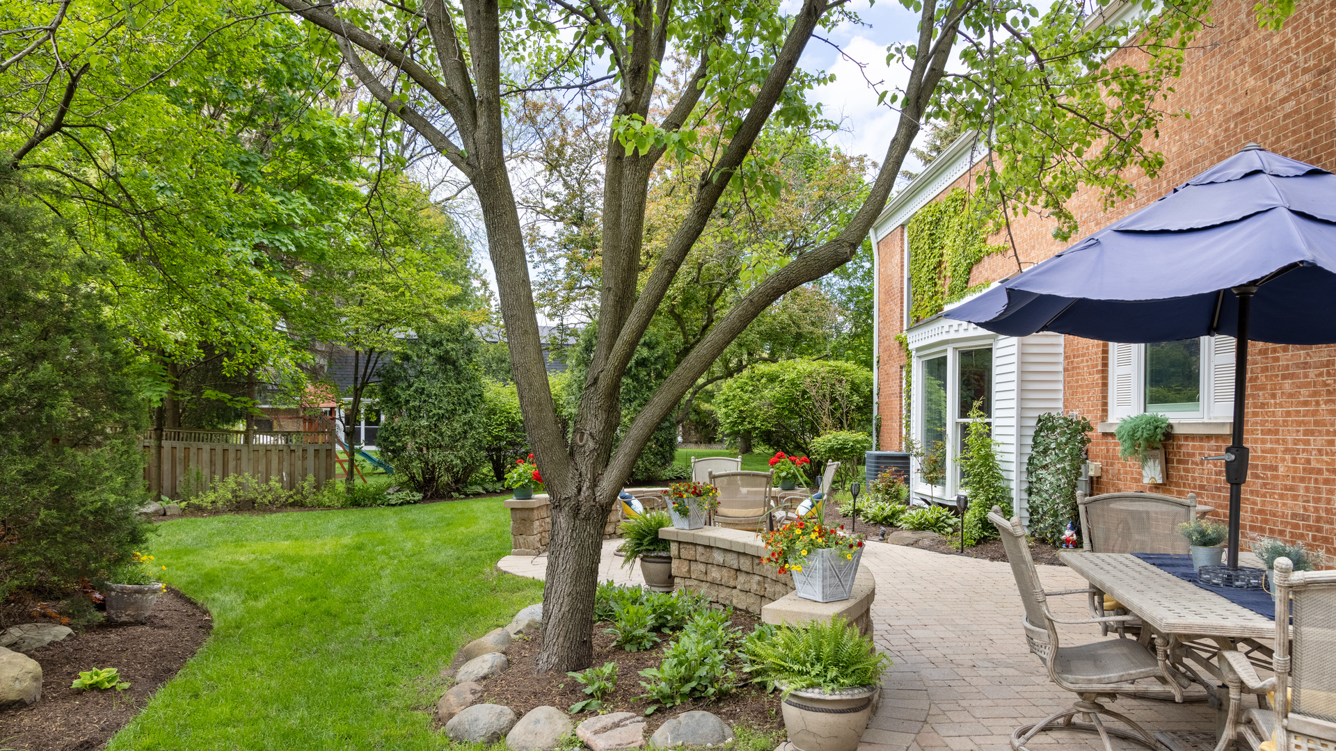 4 Old Valley Road Rolling Meadows, IL 60008 - Photo 42 of 43 Gallery Image 42