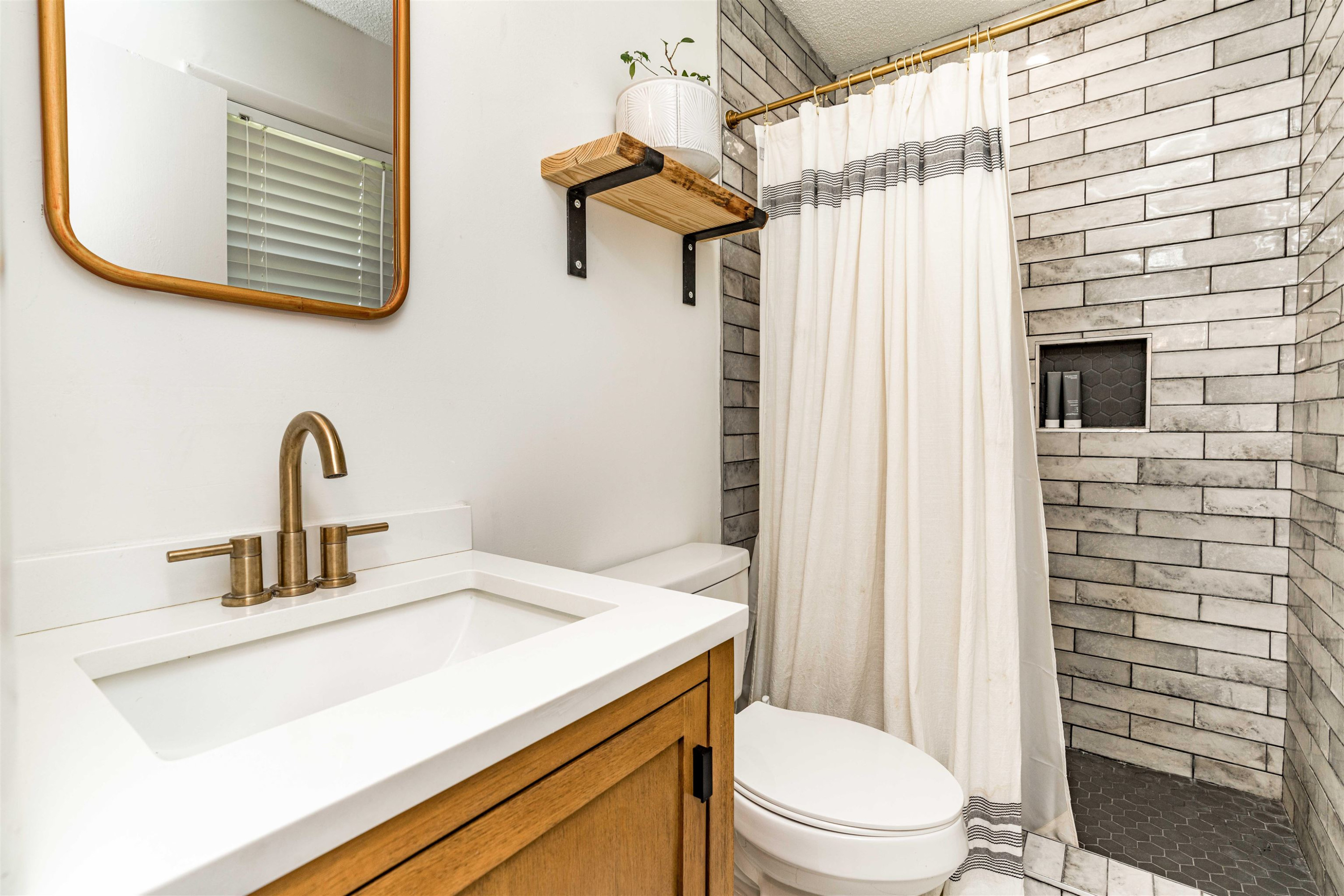 7393 Covered Bridge Road Wendell, NC 27591 - Photo 20 of 24 Primary Bathroom