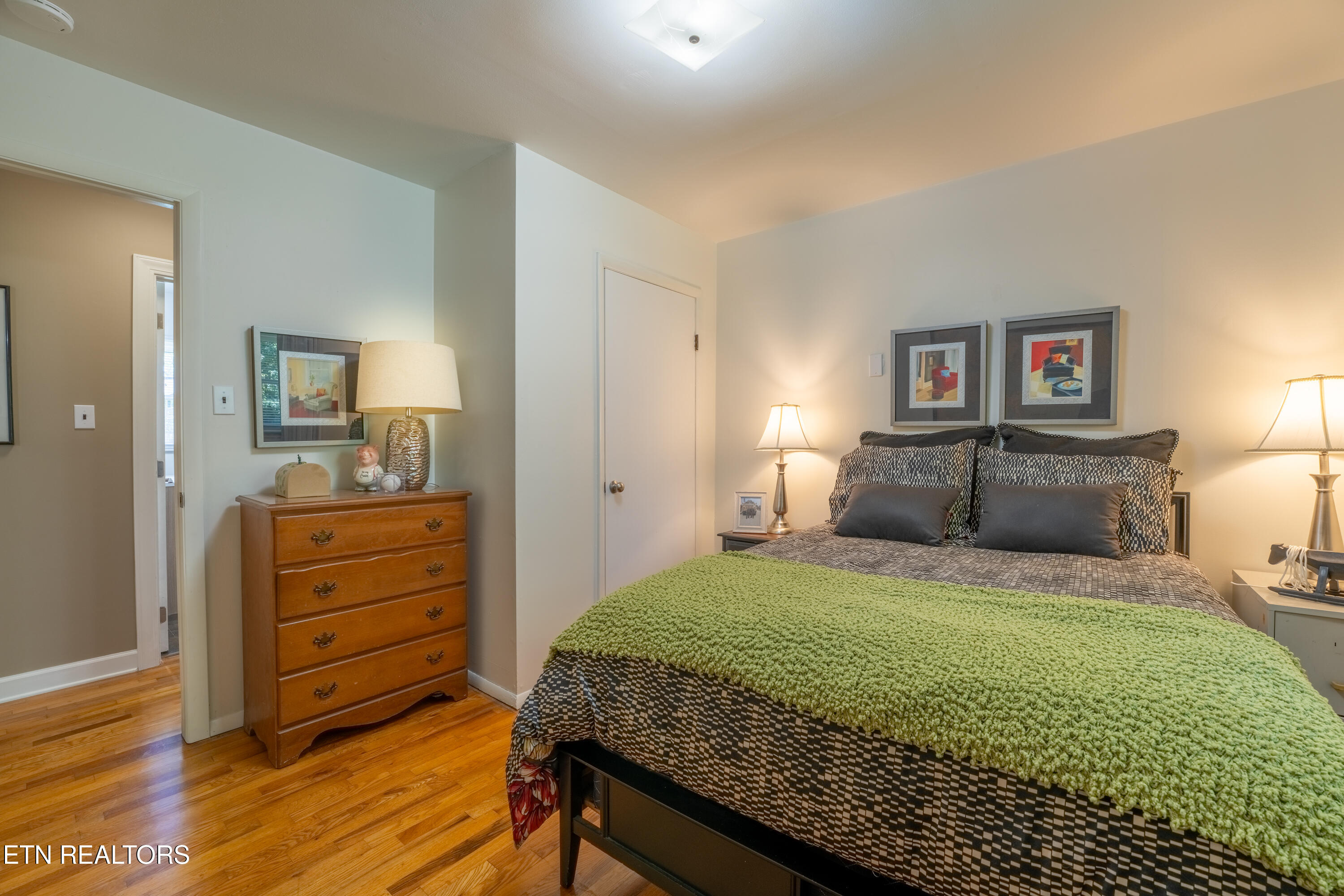 5716 Melstone Road Knoxville, TN 37912 - Photo 24 of 31 24