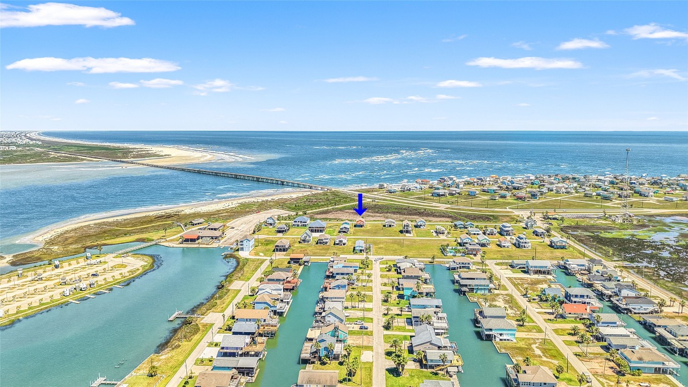 147 Pieces Of 8 Freeport, TX 77541 - Photo 32 of 33 a view of an ocean
