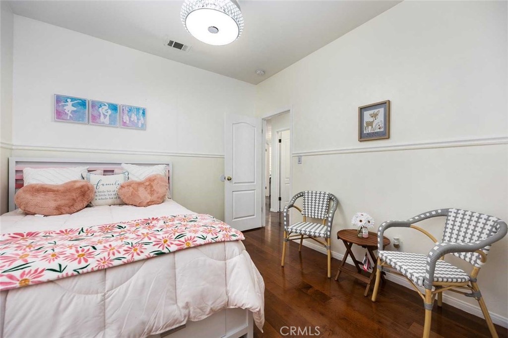 606 Windsor Park Drive Bakersfield, CA 93311 - Photo 12 of 37