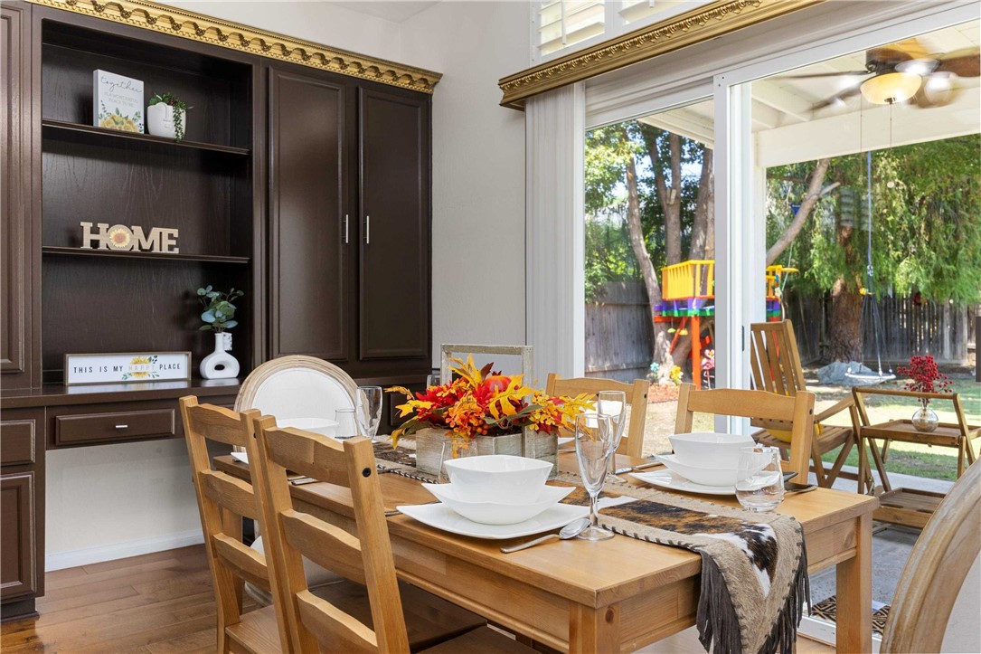 606 Windsor Park Drive Bakersfield, CA 93311 - Photo 3 of 37