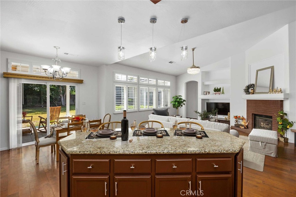 606 Windsor Park Drive Bakersfield, CA 93311 - Photo 7 of 37