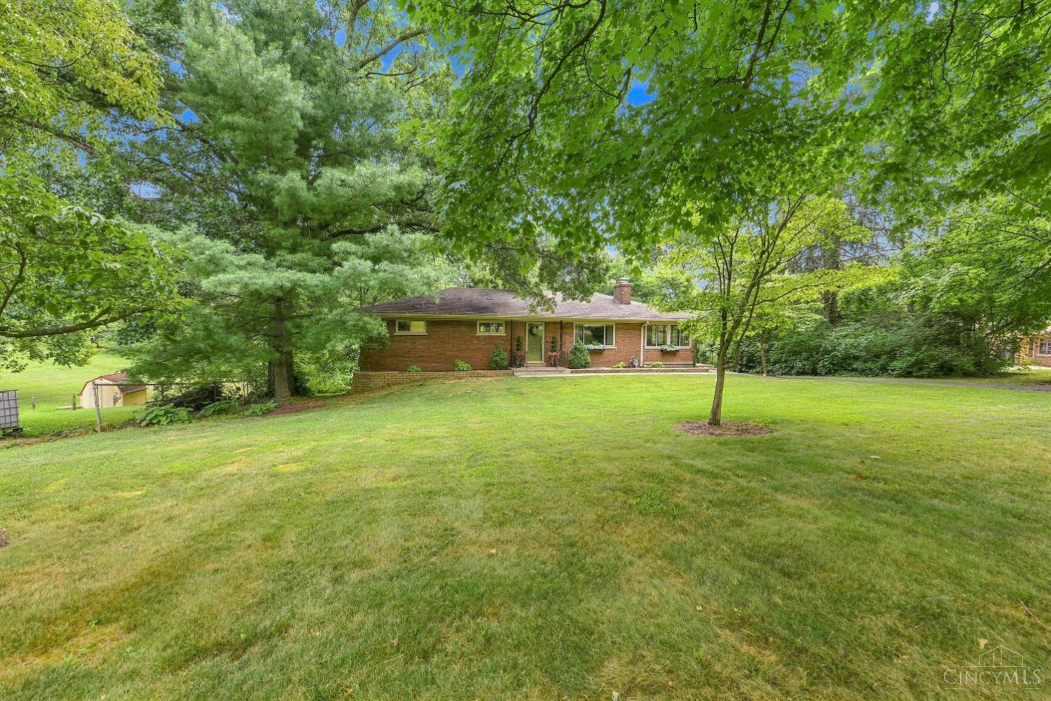 9930 Prechtel Road Cincinnati, OH 45252 - Photo 3 of 59