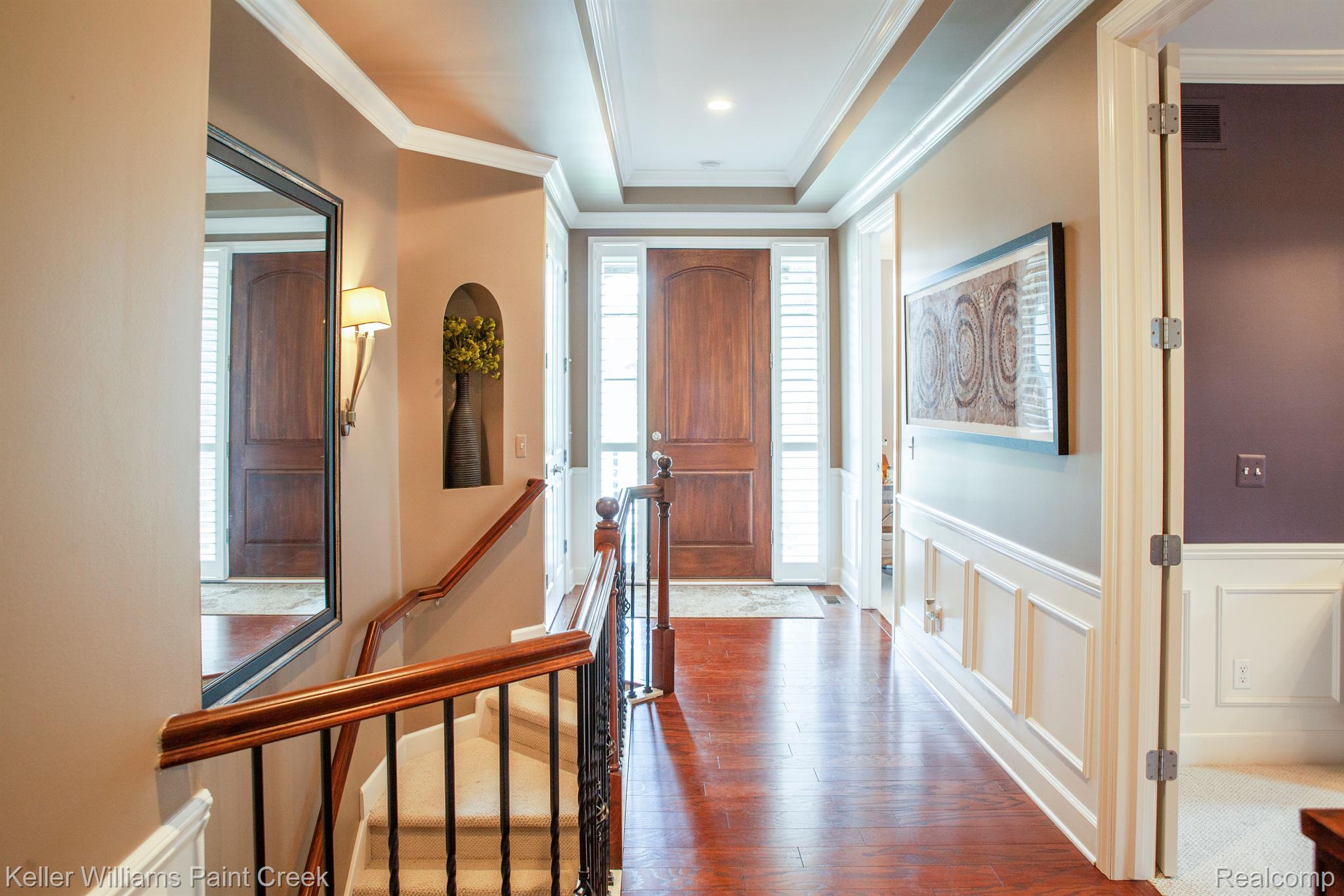 5514 Woodfall Road Clarkston, MI 48348 - Photo 5 of 53 Looking Back from Kitchen to front door