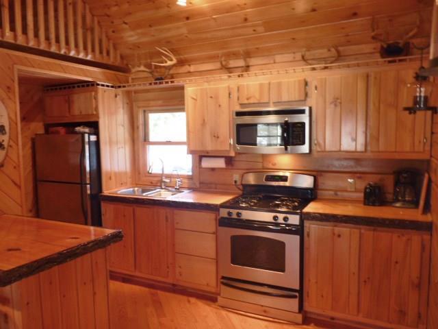 139 Silsby Road Ellsworth, ME 04605 - Photo 8 of 27 Kitchen
