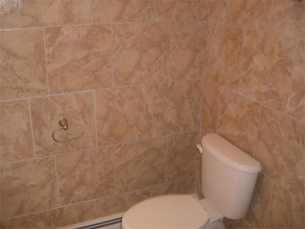 36 Bonnyview Street Springfield, MA 01109 - Photo 16 of 27