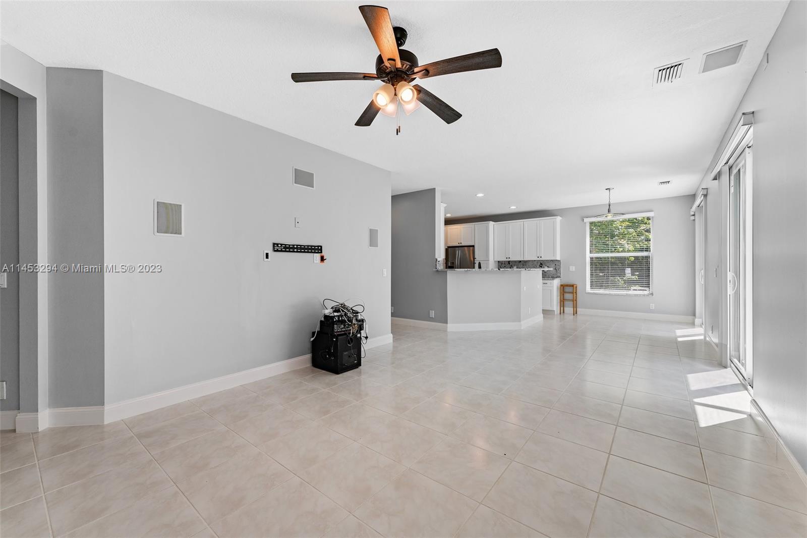 1019 Egret Circle North Jupiter, FL 33458 - Photo 19 of 53