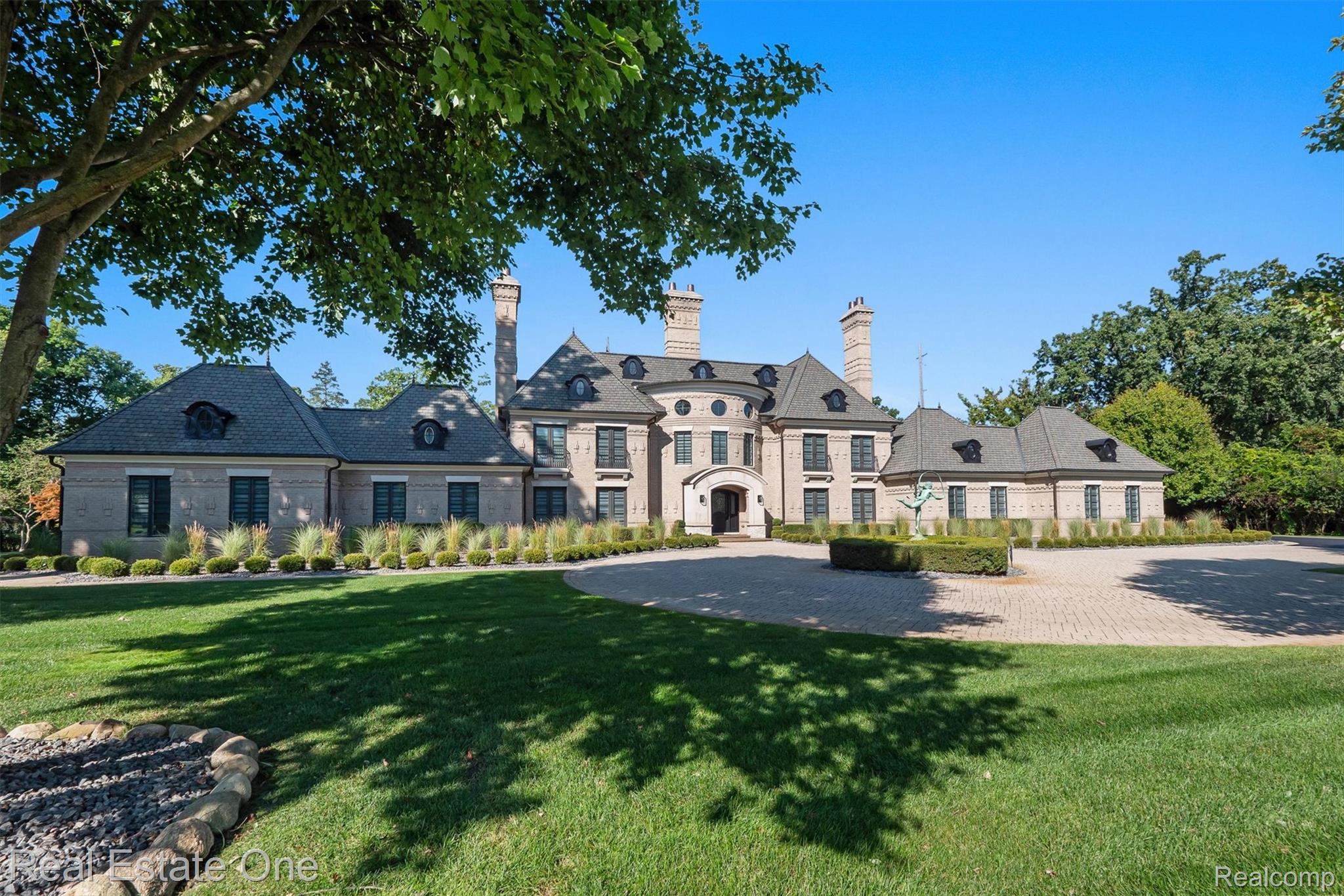 1343 Orchard Ridge Road Bloomfield Hills, MI 48304 - Photo 1 of 58 036-Orchard Ridge-27.jpg