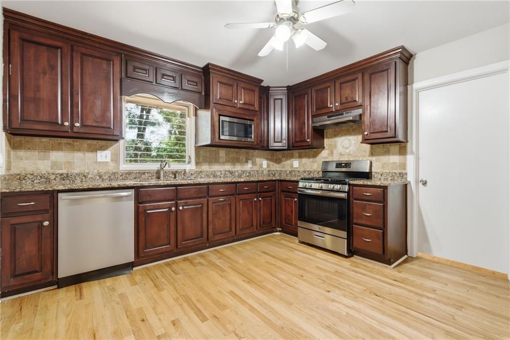 2140 Oakawana Road Northeast Atlanta, GA 30345 - Photo 18 of 37