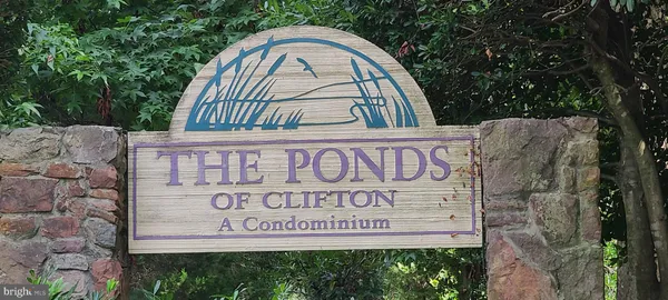 $1,900 | 5829 Orchard Hill Court, Unit 5829, Clifton, VA 20124