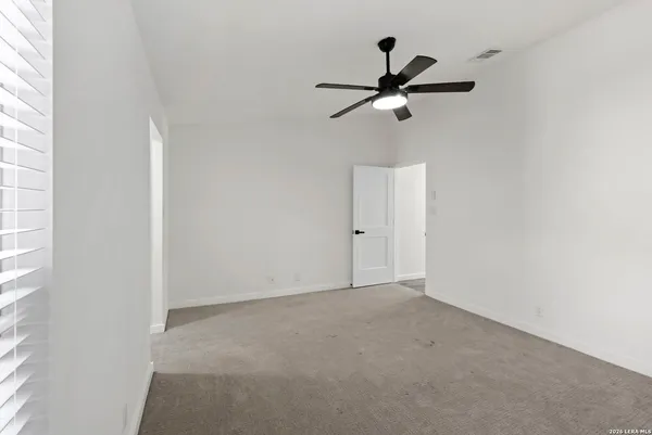 an empty room