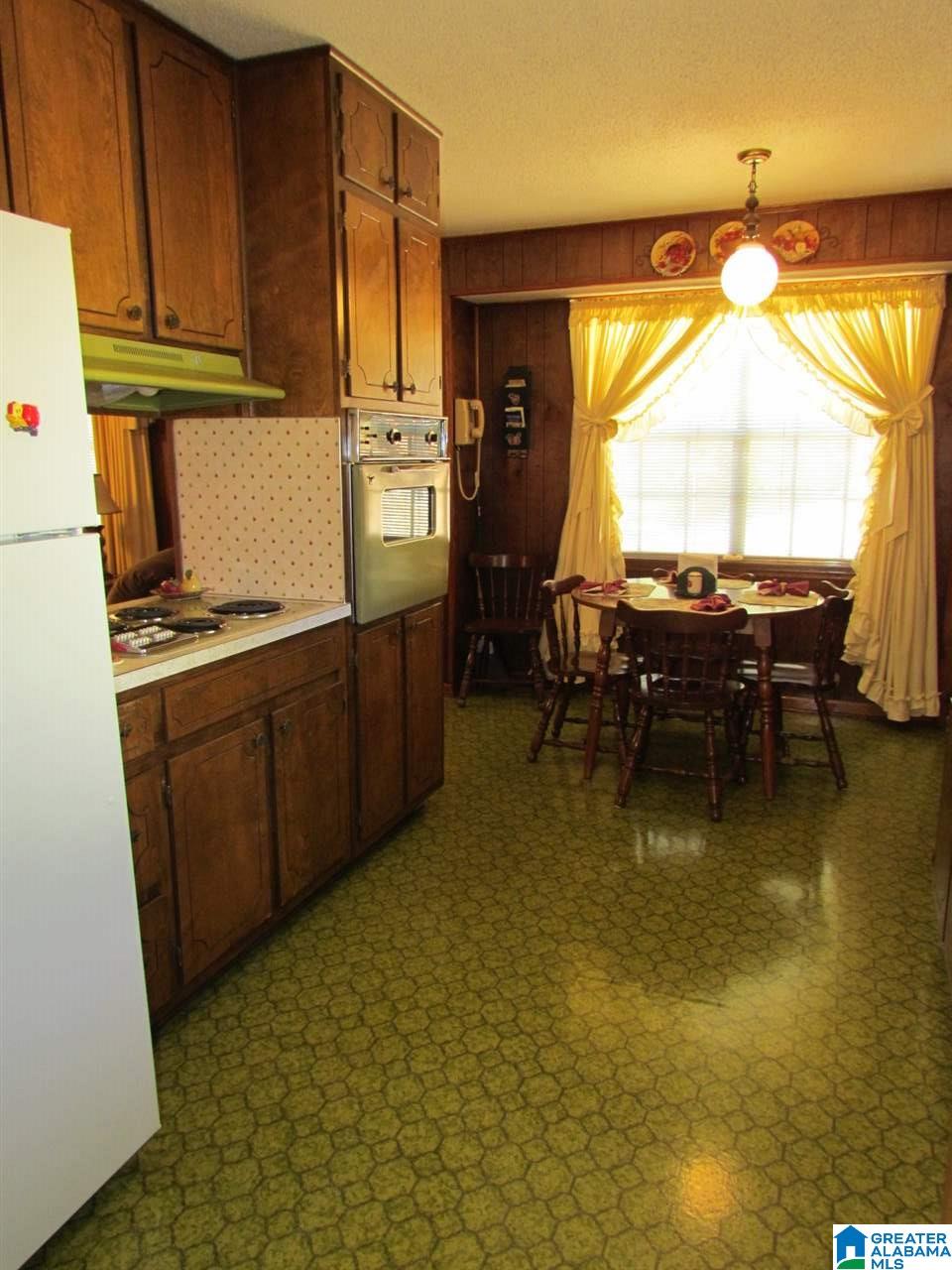 1166 Carolyn Street Leeds, AL 35094 - Photo 11 of 36