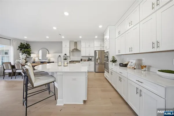 $1,019,990 | 18 Arlington Place, Oakland, NJ 07436