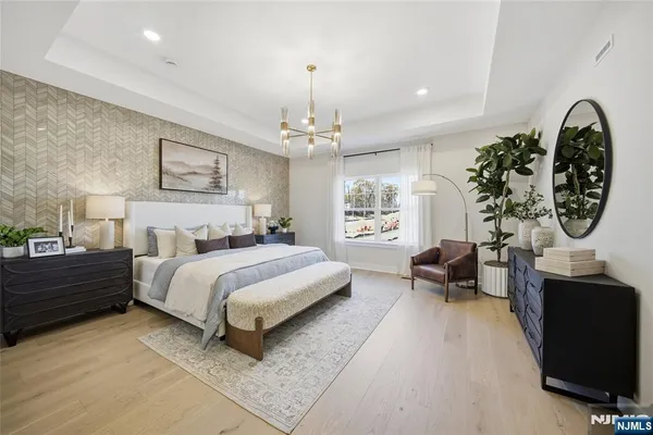 $1,019,990 | 18 Arlington Place, Oakland, NJ 07436