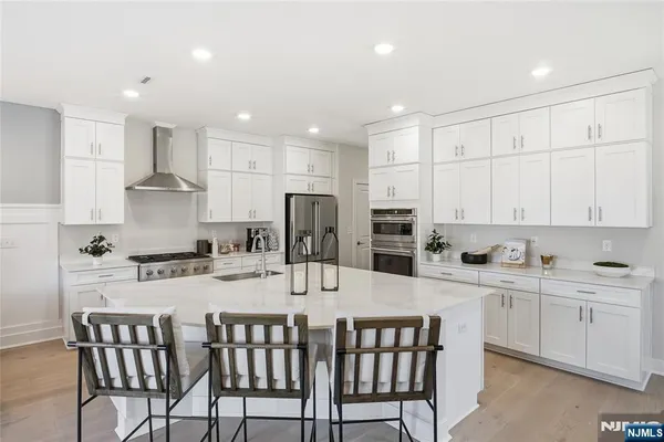 $1,019,990 | 18 Arlington Place, Oakland, NJ 07436