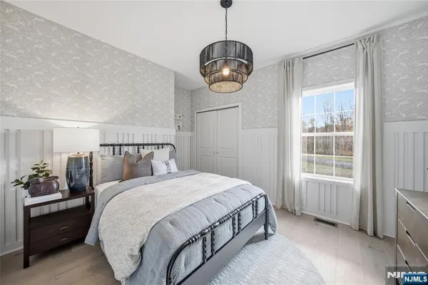 $1,019,990 | 18 Arlington Place, Oakland, NJ 07436