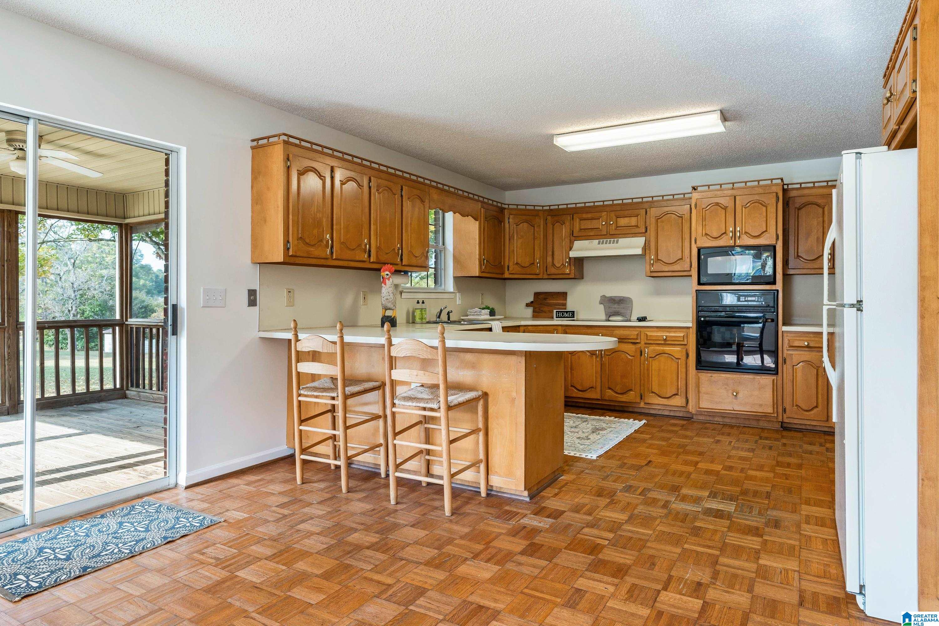 1012 Overhill Road Southeast Bessemer, AL 35022 - Photo 14 of 35