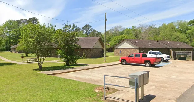 $615 | 329 Marcus Street, Timpson, TX 75975