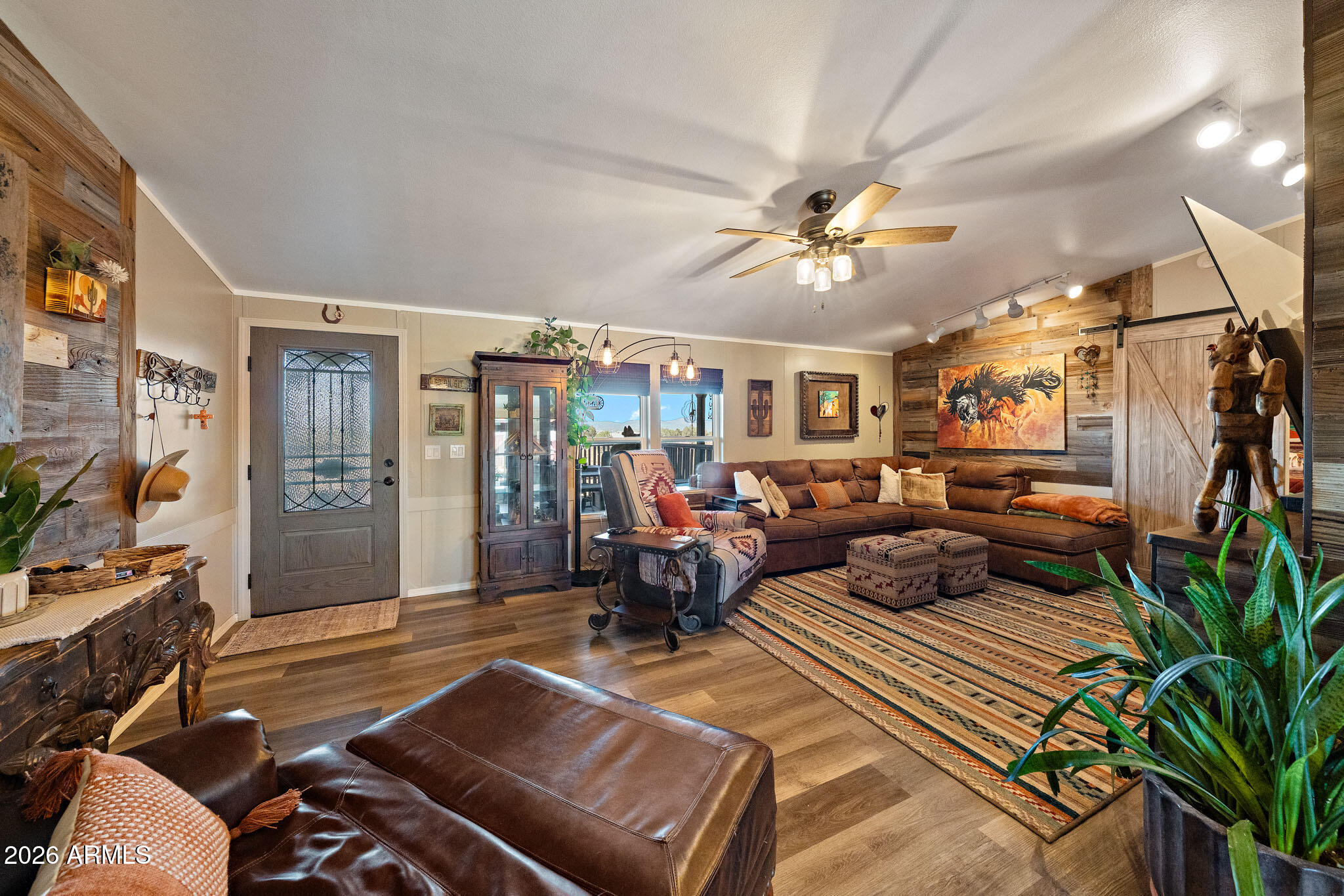 610 West Valleri Ann Road Paulden, AZ 86334 - Photo 11 of 84