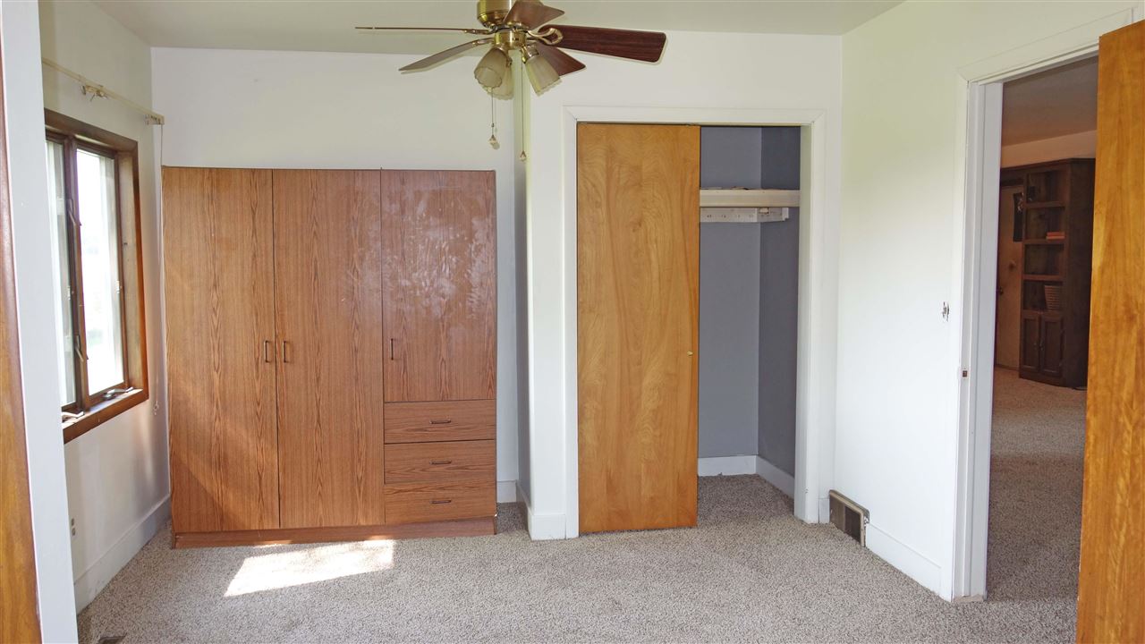 8409 Sheridan Road New Lothrop, MI 48460 - Photo 17 of 33
