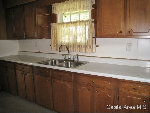 2657 South 4th Street Springfield, IL 62703 - Photo 3 of 8