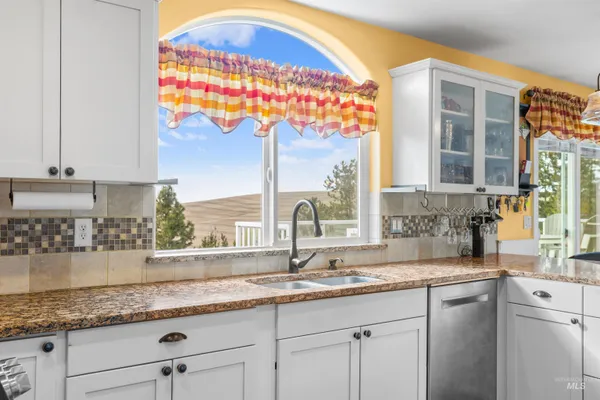 $925,000 | 2435 Arborcrest Road, Moscow, ID 83843