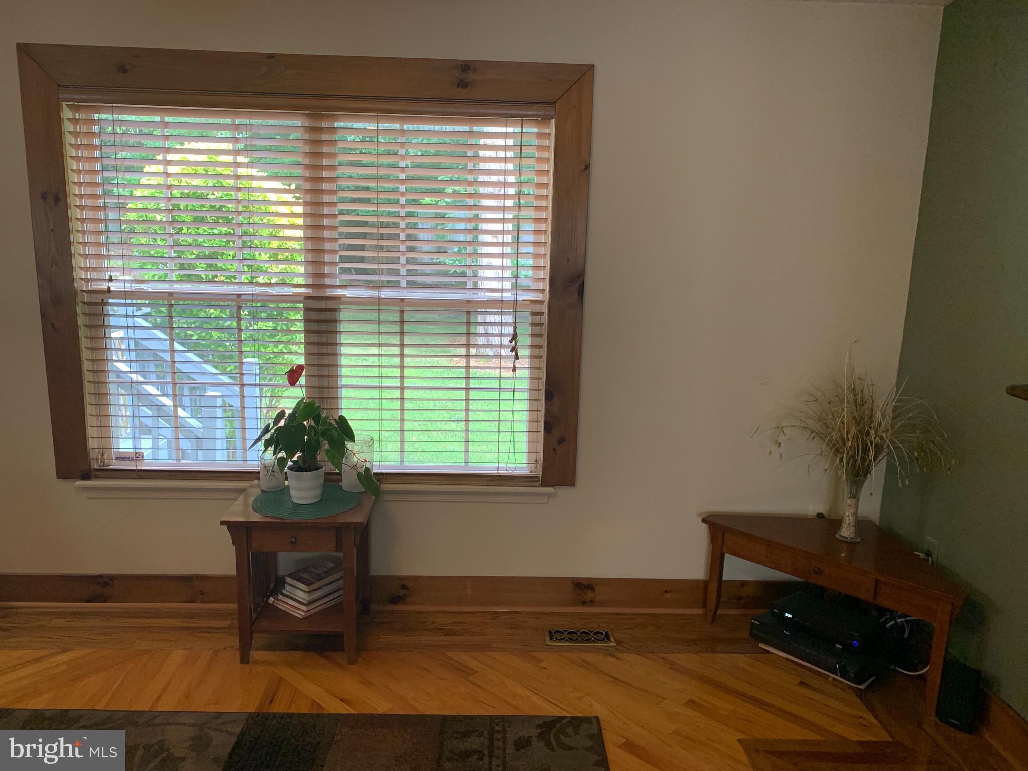 3123 Laurel View Drive Abingdon, MD 21009 - Photo 56 of 135 a room with furniture and a window
