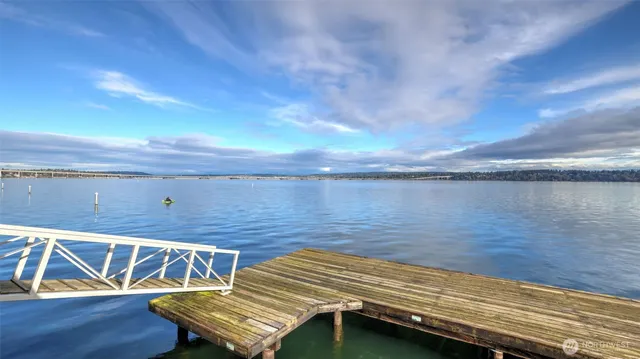 $480,000 | 1800 43rd Avenue East, Unit 401, Seattle, WA 98112