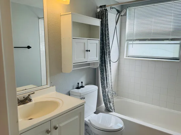 $1,650 | 151 Brighton Drive, Unit D, Boca Raton, FL 33434