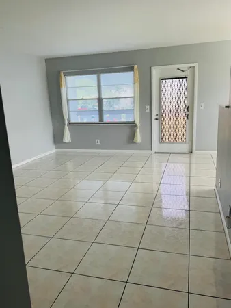 $1,650 | 151 Brighton Drive, Unit D, Boca Raton, FL 33434