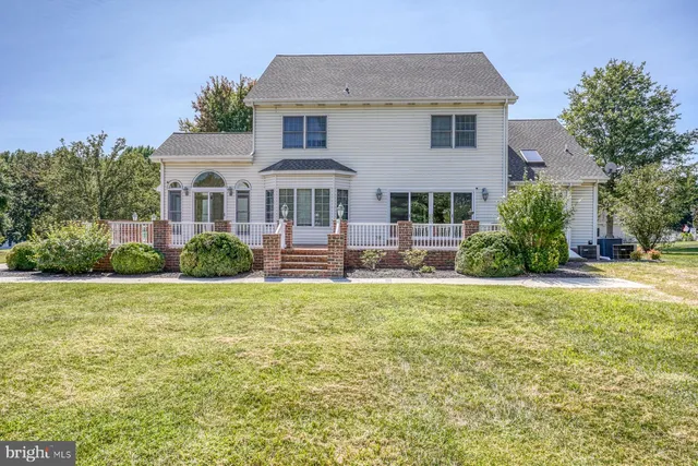 $695,000 | 490 Fletcher Drive, Smyrna, DE 19977