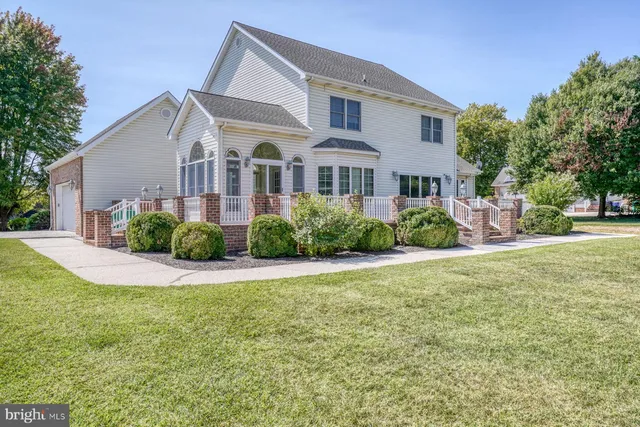 $695,000 | 490 Fletcher Drive, Smyrna, DE 19977