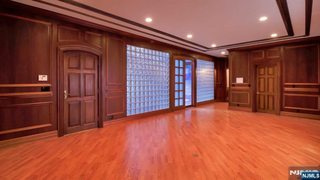 64 Stoney Ridge Road Saddle River, NJ 07458 - Photo 19 of 33