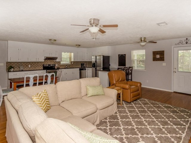 3762 Murray Road Martinez, GA 30907 - Photo 3 of 26 Gallery Image 3